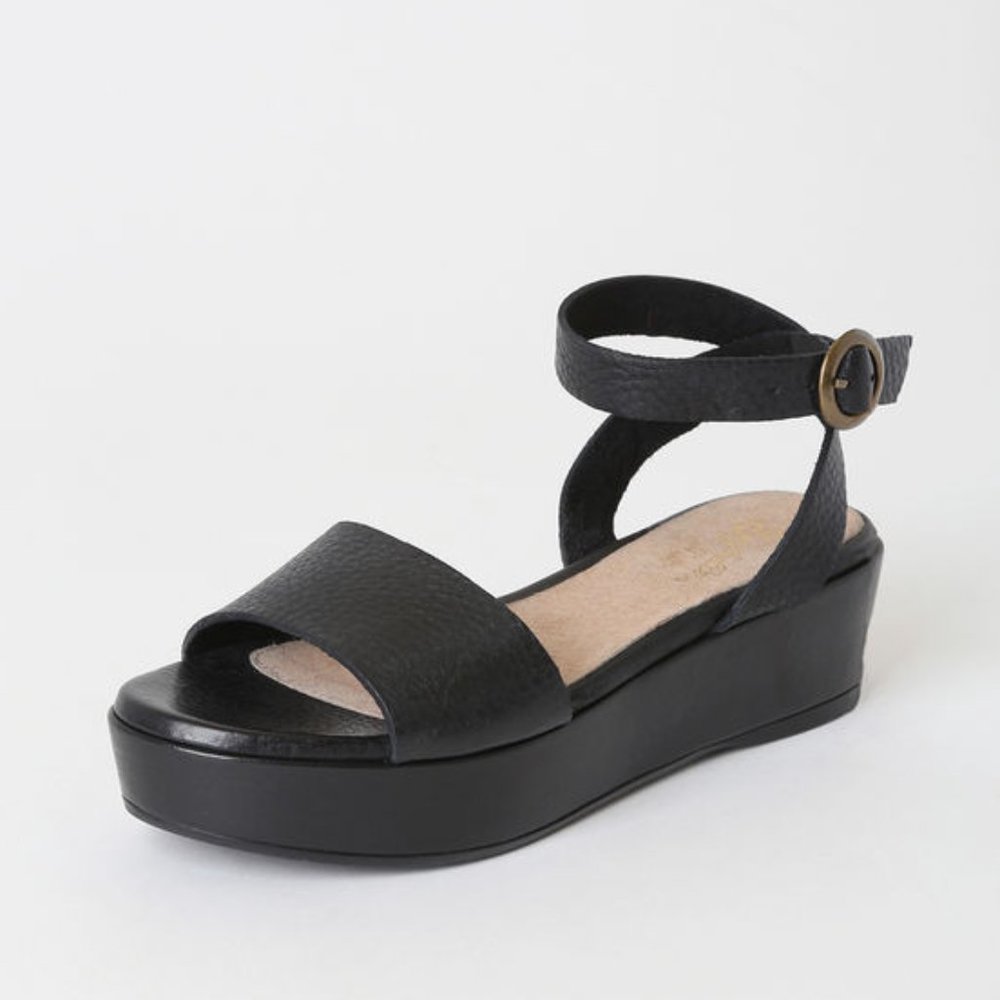 Seychelles Monogram platform sandal, 7.5